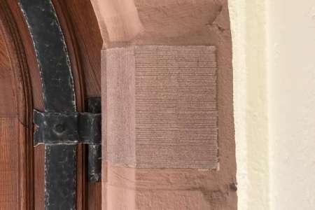 Türgewände - Schadstelle durch Einbau einer Vierung behoben und stabilisiert